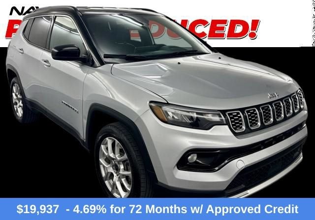 2025 Jeep Compass Limited 4x4 in Silver — front three-quarter view